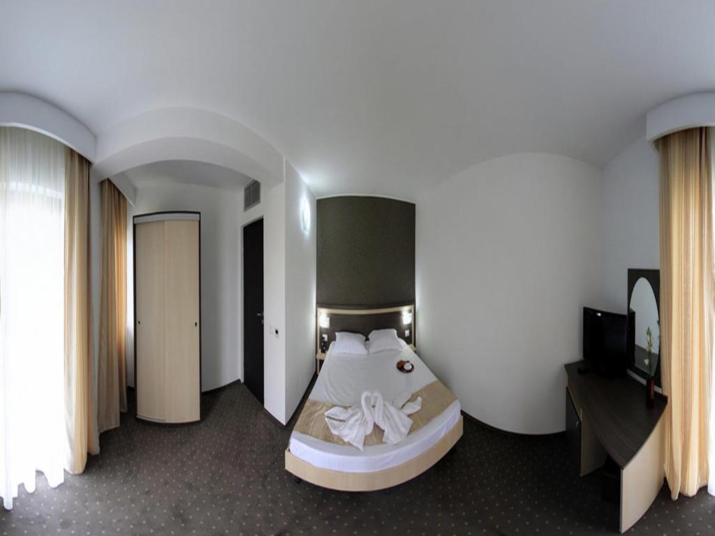 Hotel Solymar Мангалия Стая снимка
